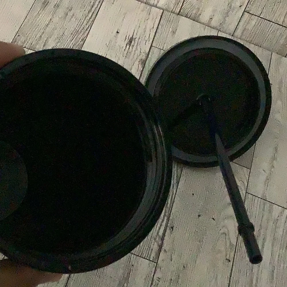 Kate spade black white polka dots 20 oz straw tumbler cup - Picture 4 of 4